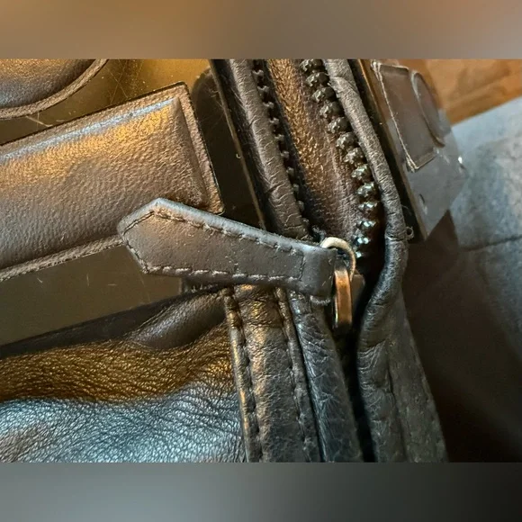 Black Leather Fendi Bag - Picture 6 of 10